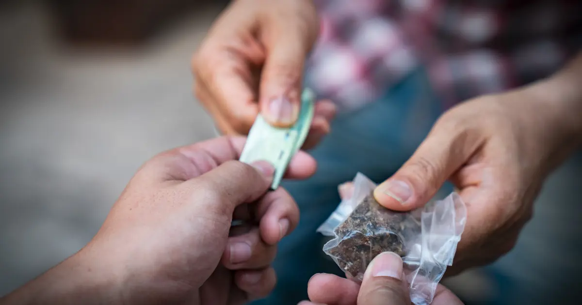 Que test 10 chân thử Novatrend – Cảnh giác ma túy ngụy trang trong ĐỒ ĂN GIA ĐÌNH 3 Drinking and drugs during cancer treatment